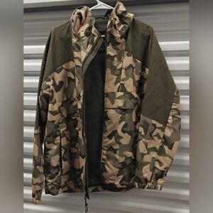 Bass Men's Olive and Tan Camo Field Jacket